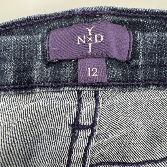 NYDJ Ariel Crop Jeans Womens 12 Blue Button Detail Denim Capri Pants - Picture 5 of 10